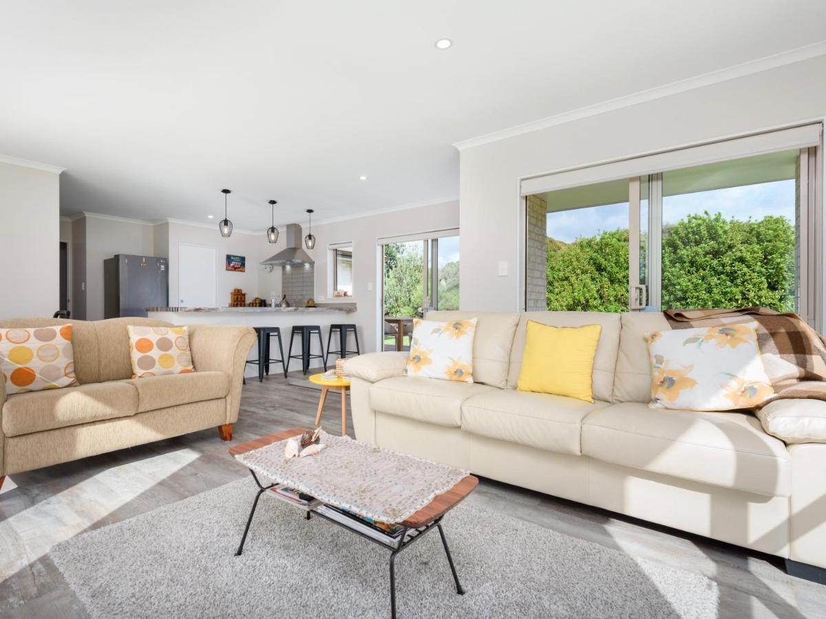 Modern Beach Break - Waihi Beach Holiday Home Esterno foto